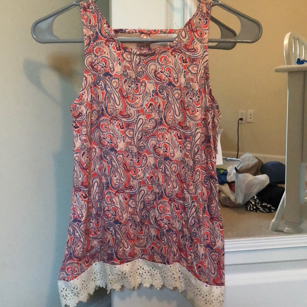 Colorful designs with lace